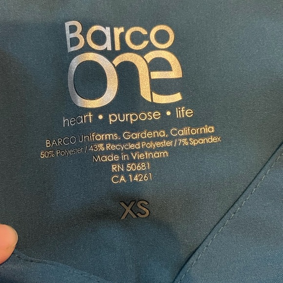 Scrub Set - Picture 4 of 6